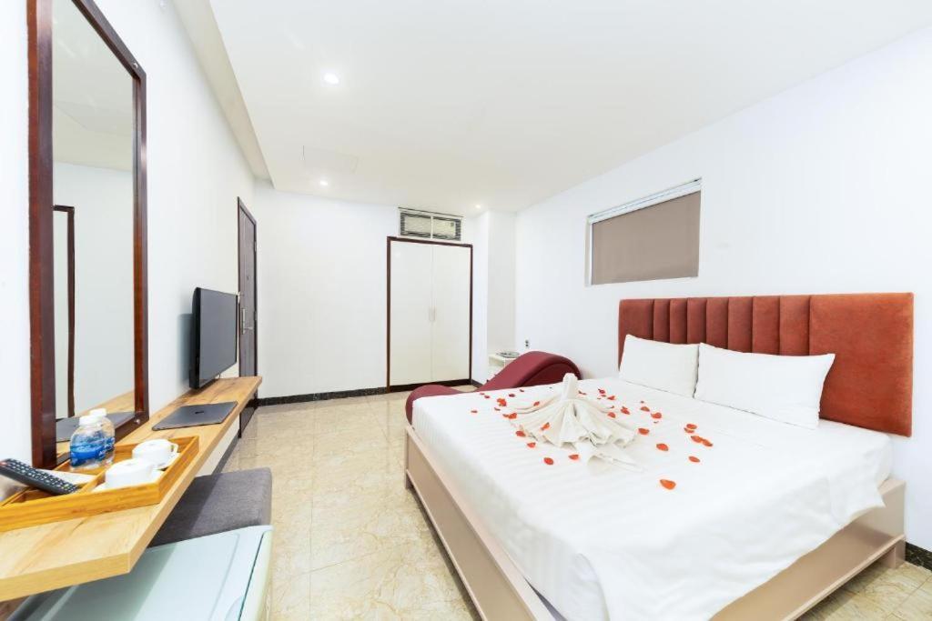 Rosetta Beach Hotel & Apartment Дананг Экстерьер фото